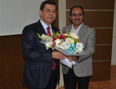 Antalya Müftülüğünden Din Görevlilerine 'İslam'da İbadet' Konulu Konferans