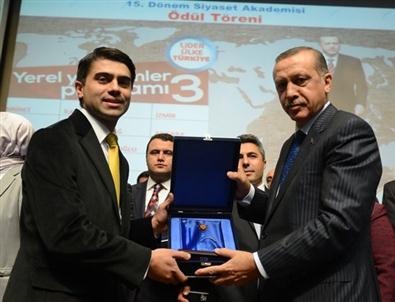 Başbakan Erdoğan'dan Uşak'a Ödül