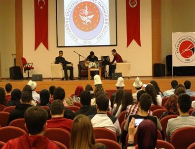 Genç Tarihçilerden Türkü Şöleni