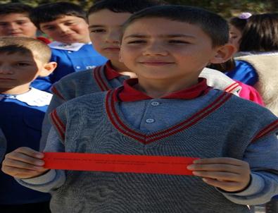 Öğrencilere Aşure Dağıtıldı