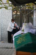 Özge Öğretmen Son Yolculuğuna Uğurlandı