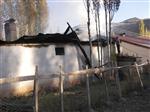 Sütpınar Köyünde Yangın Korkuya Neden Oldu