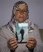 45 Gündür Kayıp Olan Çocuğunu Arıyor