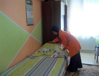 Çankırı Belediyesi'nin Evde Temizlik Hizmeti Devam Ediyor