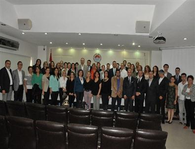 Kadın İstihdamı Yoksulluğu Azaltıyor