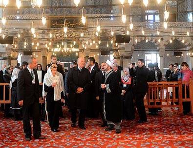 Norveç Kralı 5. Harald Ayasofya ve Sultanahmet'i gezdi