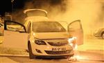 Otomobili Kül Olmaktan Vatandaşlar Kurtardı