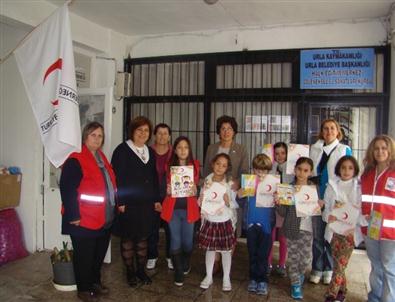 Urla İytev Yücel Tonguc Koleji'nden Kızılay’a Anlamlı Ziyaret