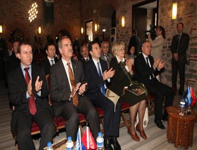 Başkan Altepe’ye Kültürel Mirasa Katkı Nişanı