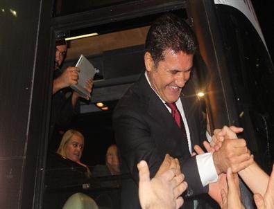 Chp Rozeti Takan Sarıgül'ün İlk Durağı Kocaeli Oldu