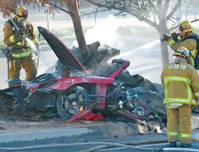 Hızlı ve Öfkeli Filminin Yıldız Oyuncusu Paul Walker Öldü!