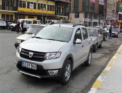 Rize’de, Dışarıdan Aday İstemiyoruz Mitingi