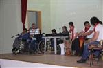 ENGELLİLER GÜNÜ - Engellilerden Mahkumlara Konser