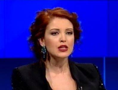 Canlı yayında Nazlı Ilıcak - Nagehan Alçı kavgası