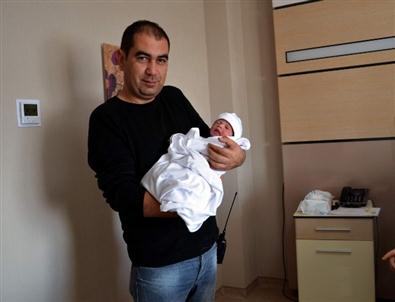 Gazeteci Ali Altuntaş Baba Oldu