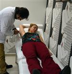 KOLTUK ALTI - Koltuk Altı Terlemelerine Botokslu Yöntem