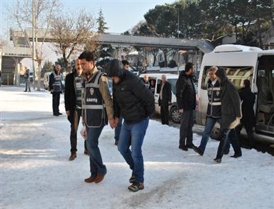 5 İlde İkiz Çek Operasyonu