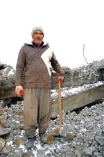 Demir Adam Kar Kış Dinlemiyor