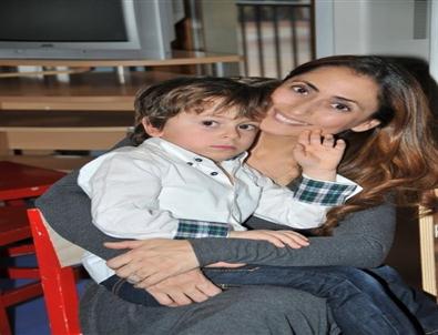 Kansere Yenik Düşen Kabin Amiri Hayatını Kaybetti