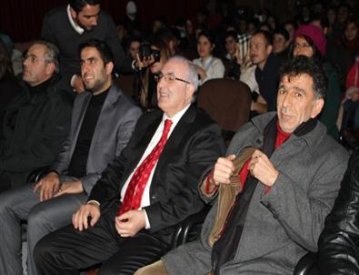 Ardahan’da ’’vatan Kurtaran Şaban’’ Oyunu Sahnelendi