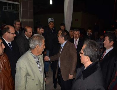 Vali Savaş Spil Mahallesinde Vataşlarla Görüştü