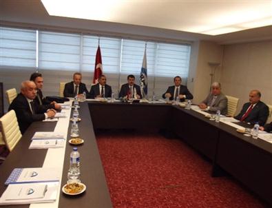 Fka Yönetim Kurulu Toplantısı Yapıldı