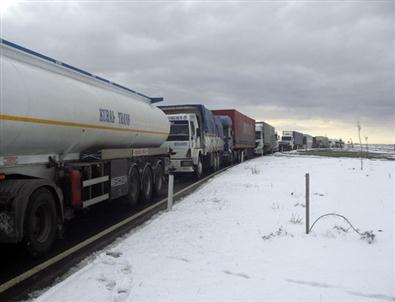 Viranşehir İlçe Özel İdare Kar Sınavdan Geçti