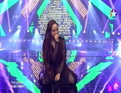 O Ses Türkiye - Tuğçe Gendigelen ile Elvan Özyurtlu Düellosunda Beklenmedik Sonuç - İzle