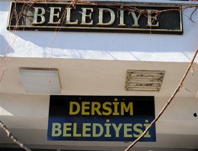 Tunceli Belediyesi'ne 'dersim'Tabelası Asıldı
