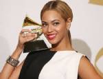 MICHELLE WILLIAMS - Beyonce rekora koşuyor