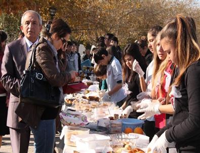 Okul İhtiyaçlarını Gidermek Amacı İle Kermes Düzenlendi