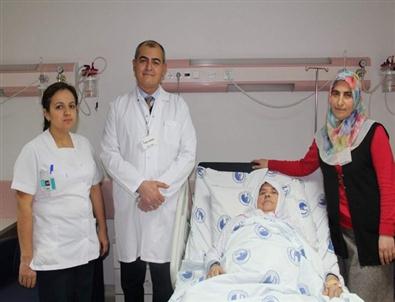 Safra Kesesinden 450 Adet Küçük Taş Çıkartıldı