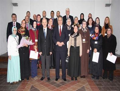 Aile Eğiticileri Sertifikalarını Aldı