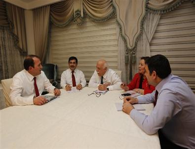 Ak Parti’de Seçim Değerlendirmesi