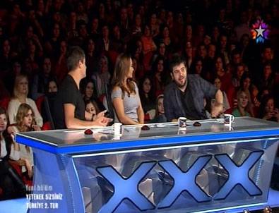 Yetenek Sizsiniz Türkiye - 'Hem tercümanlık hem barmenlik ağır geldi'