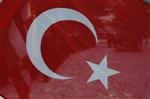 HASAN DİNÇER - 400 İzci Dedelerinin Mezarları Üstünde Biriken Karları Temizleyerek Dua Ettiler