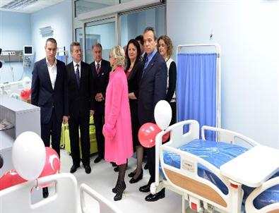 Makedonya’da Üsküp Çocuk Hastalıkları Kliniği ve Acil Merkezi Hizmete Açıldı