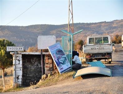 Manisa'nın Demirci Köylerine Otobüs Durağı