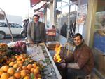 Narman'da Soğuk Hava Manavları Vurdu