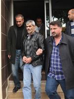 Tatlıses’in Medyumu 25 Bin Lira Yüzünden Vahşice Öldürülmüş