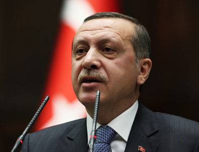 Başbakan'dan Adnan Şenses için başsağlığı mesajı