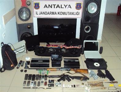 Jandarma’dan Hırsızlık Operasyonu