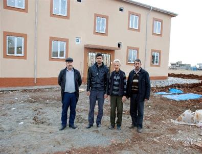 Afetzedeler Mağdur Olduklarını İddia Ettiler