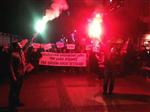 İzmir’de Eylemciler Polis Engeline Takıldı