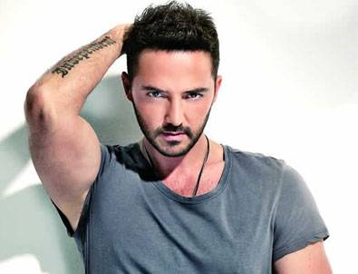 Gökhan Özen'den eşine 'jet' sürpriz