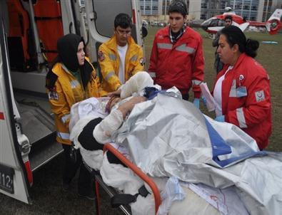 Sobadan Çaydanlığı Alırken Elbiseleri Tutuştu