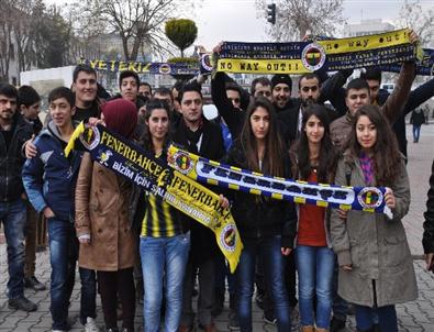 Genç Fenerbahçeliler Derneği, Miad Sevgi Evlerini Ziyaret Etti