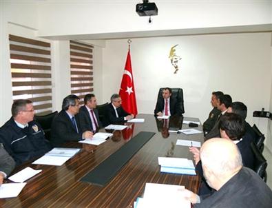 Şaphane’de İlçe İdare Şube Başkanları Toplantısı Yapıldı