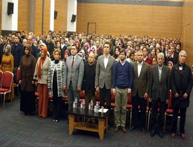 Ak Gençler Mehmet Akif Ersoy'u Andı