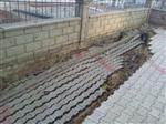 Araç Park Yeri Çöktü, 5 Araç Hasar Gördü